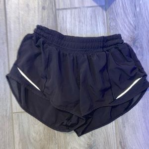 Lululemon hotty hot shorts